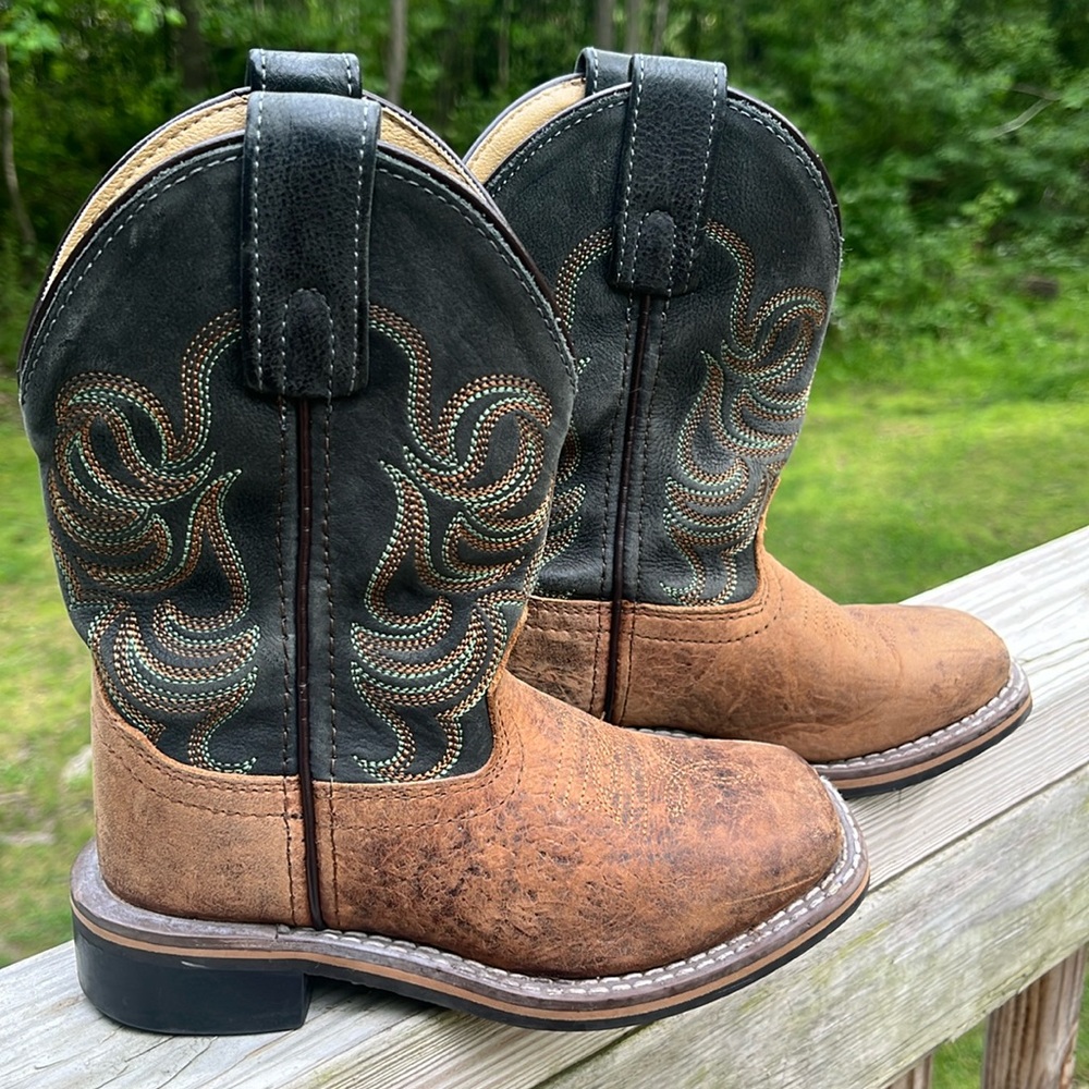 Little boys cowboy boots